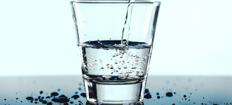 using proper hydration to reduce stress 